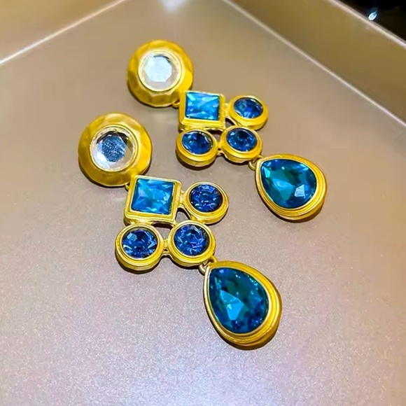 Azure Blue Baroque Diamond Crystal Earrings - Picture 11 of 11